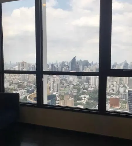 Penthouse B63 アパート バンコク都